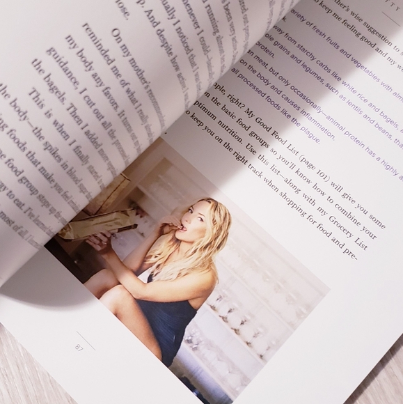 Pretty Happy by Kate Hudson - Picture 3 of 5